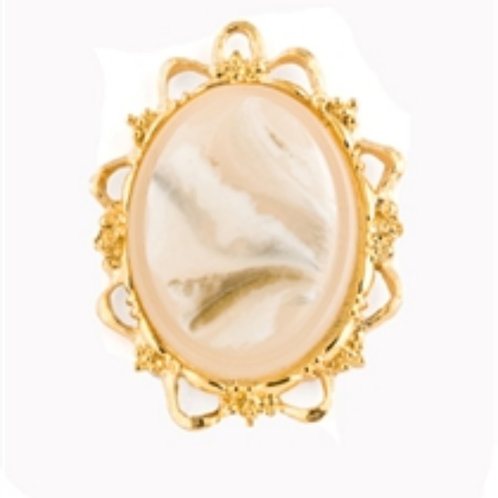 GASOLINE GLAMOUR CREAM YELLOW ACRYLIC OPAL NECKLAC
